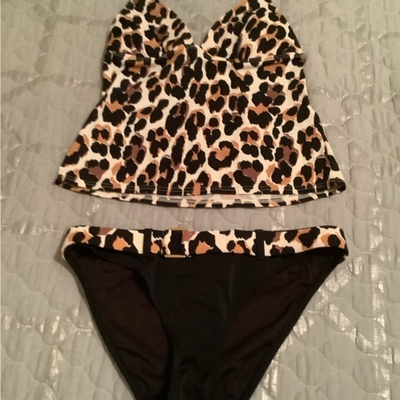 VICTORIA SECRET~ ANIMAL PRINT~ 2 PIECE~ NEVER WORN~M - Picture 1 of 2